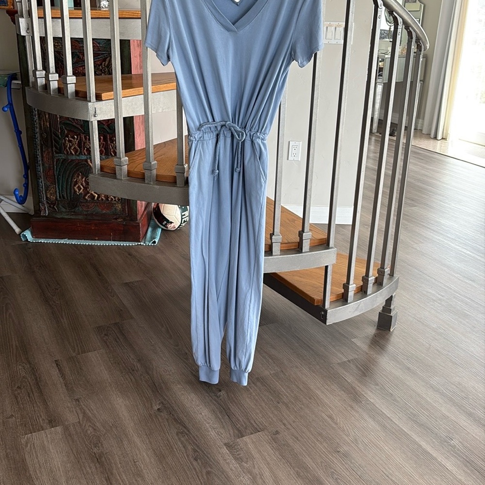 Blue V-Neck Short Sleeve Cropped Jumpsuit